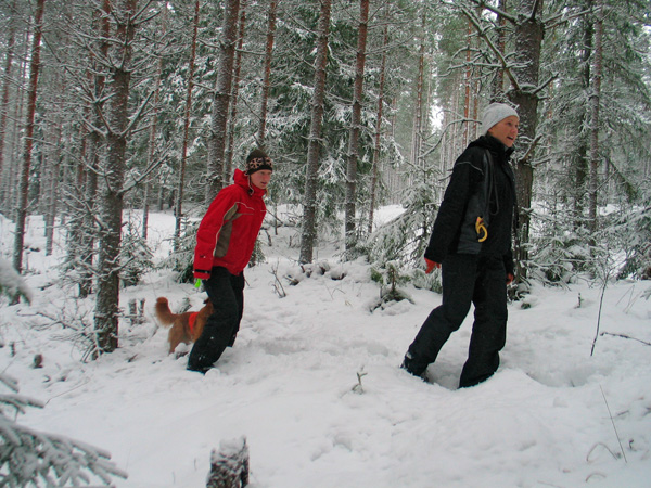 27_leevi_linda_karoliina